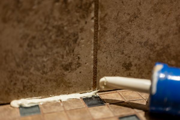 Shower Caulk Replacement in Clearfield